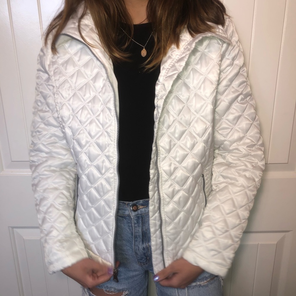 White puffer jacket